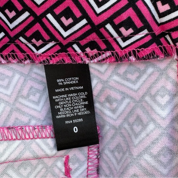 Express Women’s Shorts Size 0 – Bright Pink Black Geometric Print Side Zip - Picture 7 of 8
